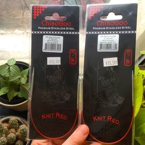 NWT 2 circular knitting needles US4 & US2.5